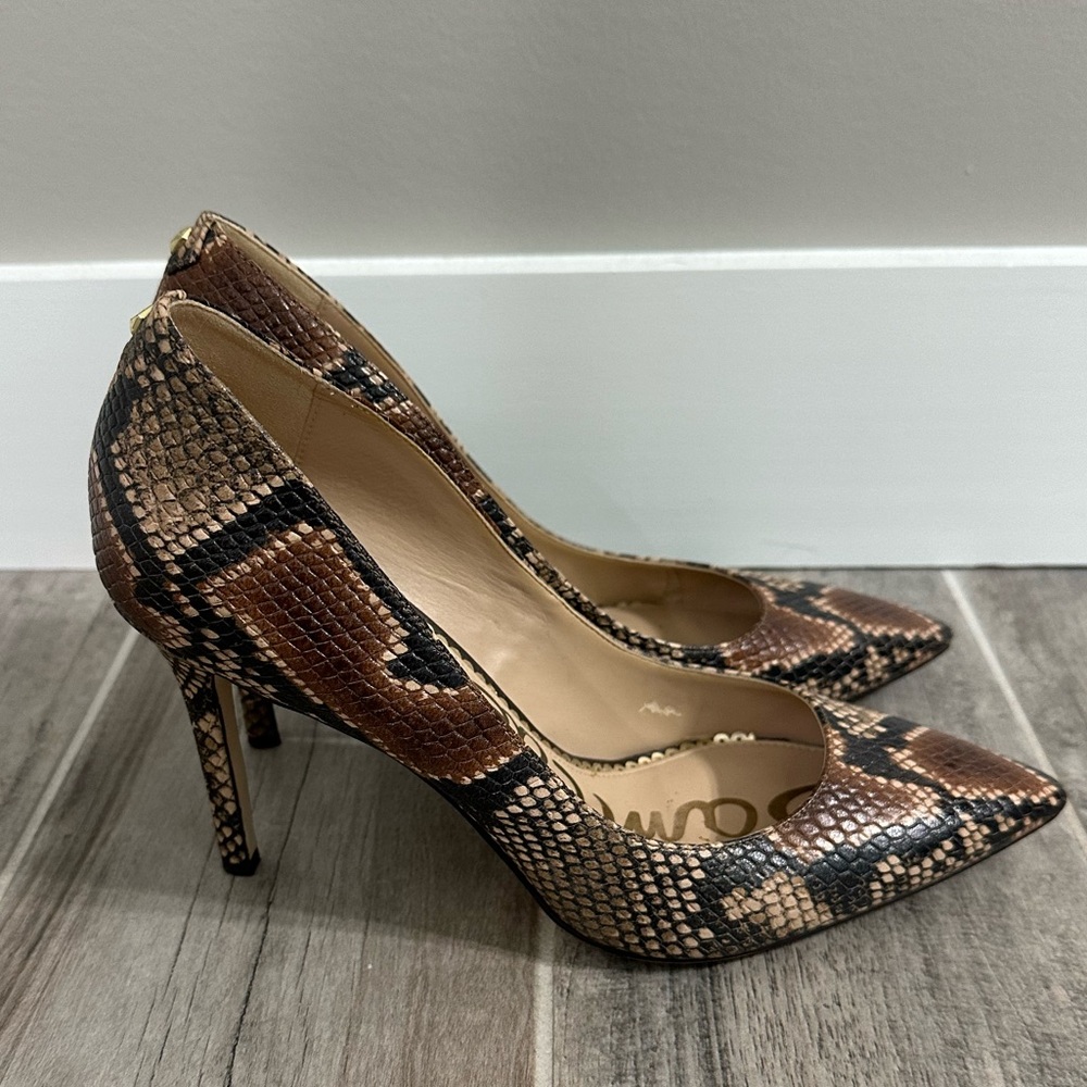 Sam Edelman Hazel Snakeskin Pointed Toe Pumps 8.5